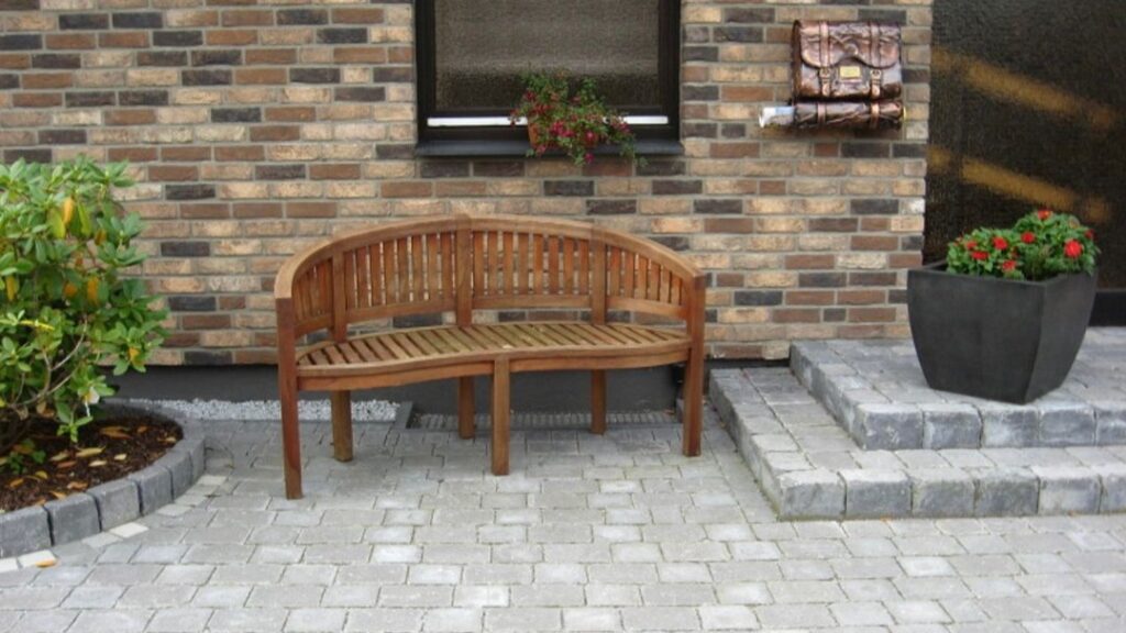 Instagram post from diamondgartenbau. This post is in position 8.